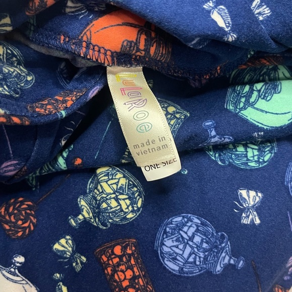Lularoe OS leggings - Picture 2 of 3